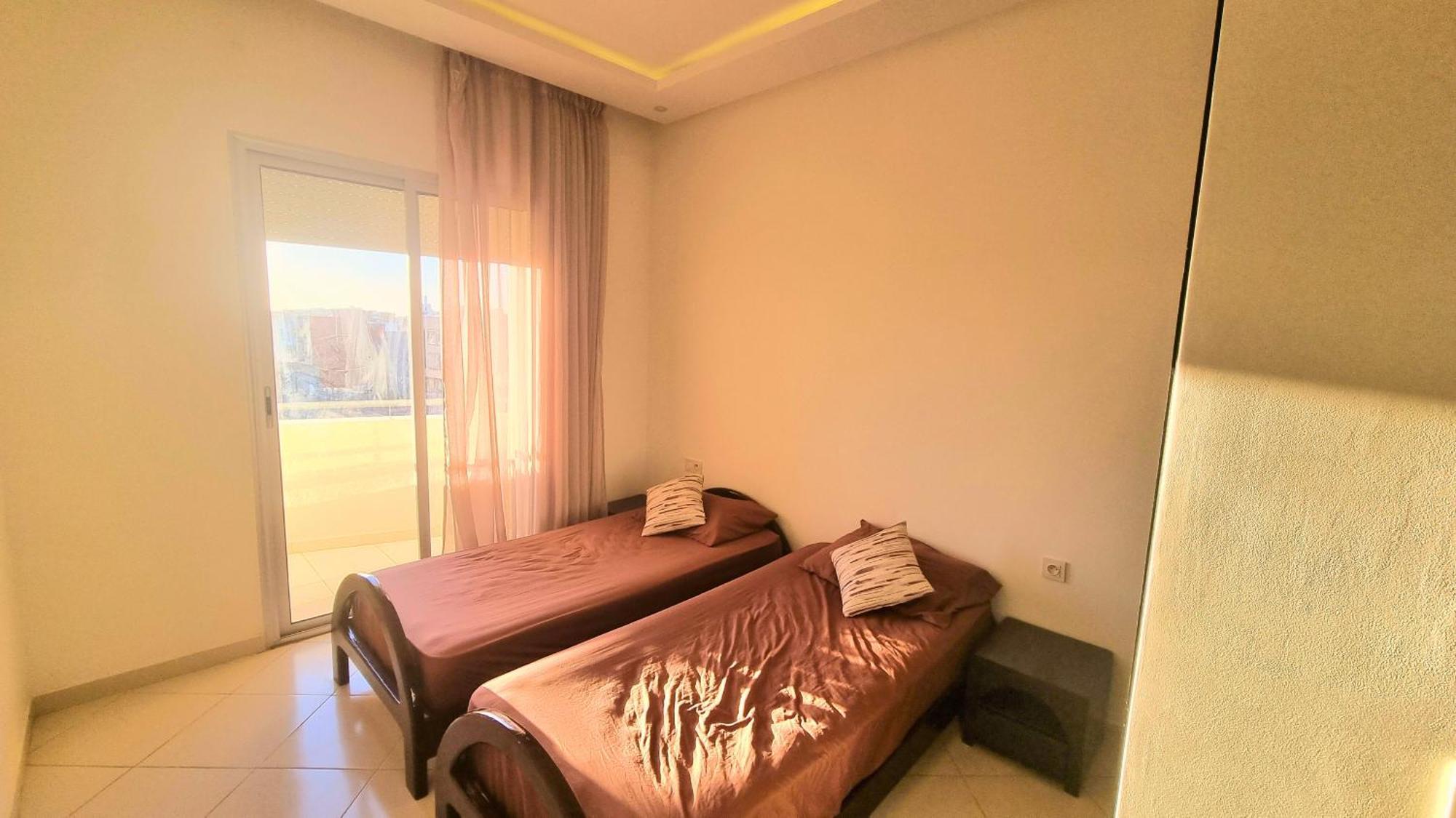 Brand New Bright Apartment *